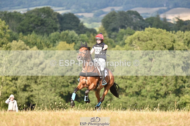 250802A-180442-09116 - I-423-Megan.Pocock-HANKY.BRITANNIA