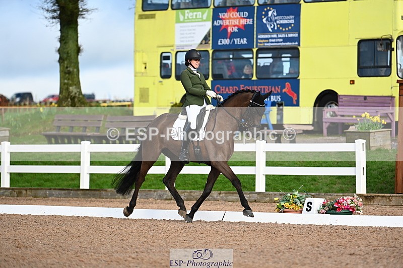 240218A-144221-08905 - 145-Lucy.Amy-Millenium.Falcon