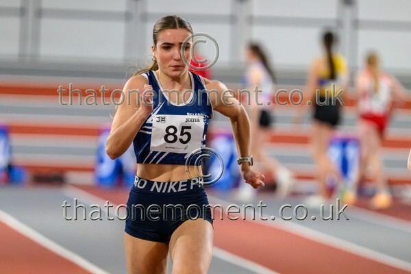 SenInd26-819368 - Track Female Set One