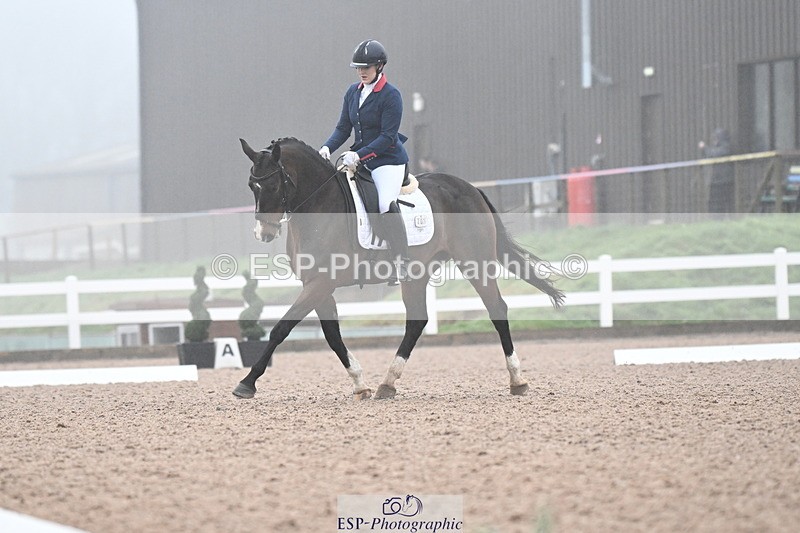 240217A-100015-00682 - 207-Charlotte.Dicker-Time.to.Fly.II