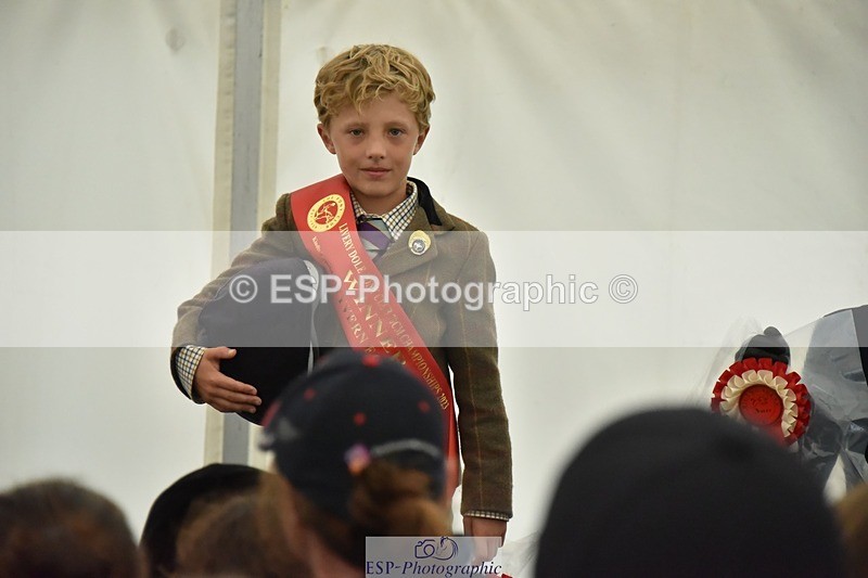 230825-171938-13005 - Friday 60cm and 70cm presentations