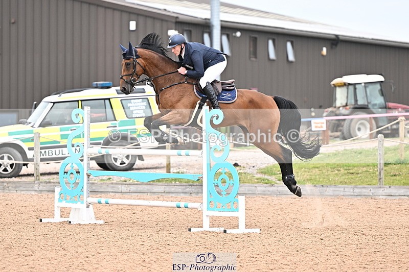 240828A-163309-01377 - Cls 5 Snr Foxhunter and 1.20m Open