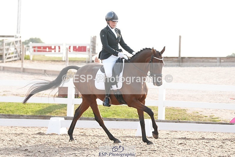 250817-085100-07041 - 160-Danielle.ThackrayRomanno.Maydream