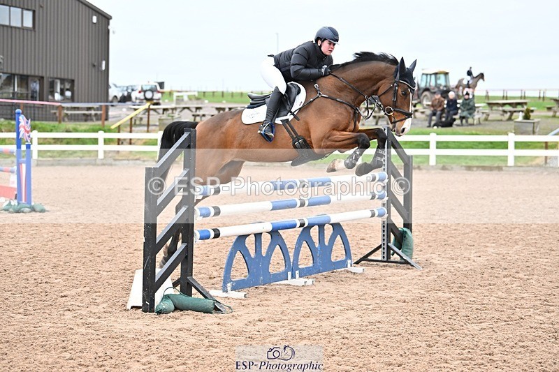 250112-124003-01252 - Cls 20 Newcomers and 1.10m Open