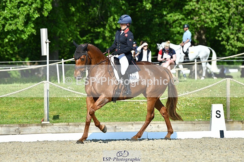230525-090309-03676 - 401-BLING-Laura_Collett-DR