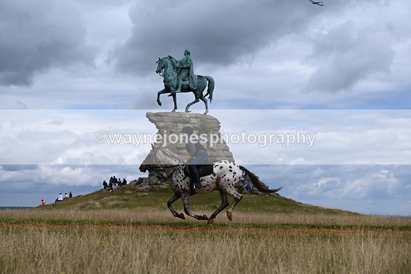 DSC_7157 - Time at Statue 12:45 to 13:15