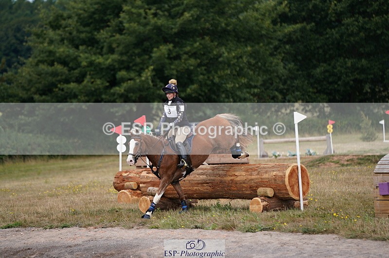 250802A-101428-01305 - A-003-Lucy.Jowett-LILLY