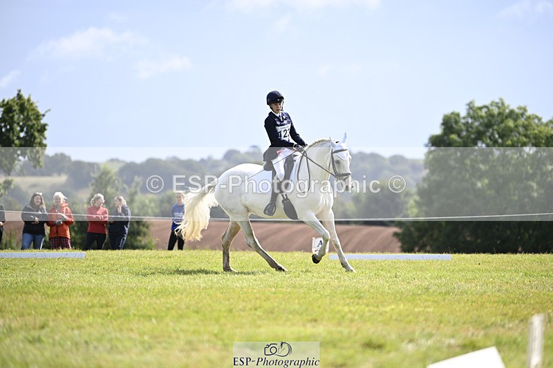 240824X-111931-25830 - D80 Section E and F 11.00 to 12.00