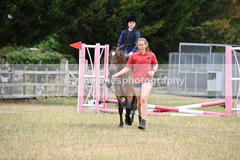 WJ6_9419 - Class 12 Minimus Jumping 45cm