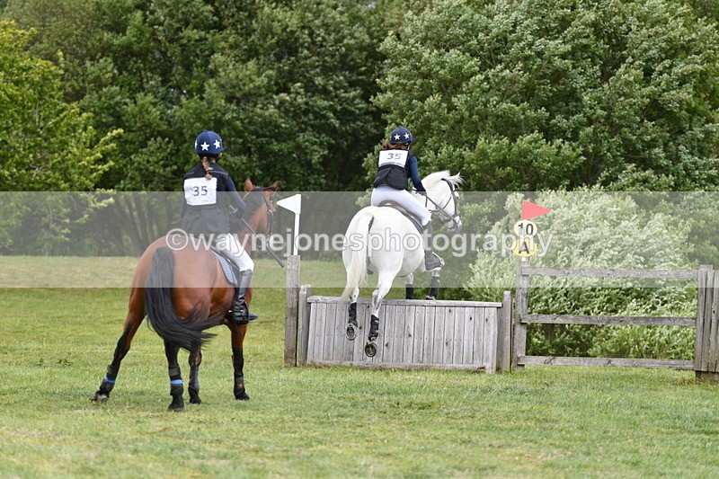 WJ5_3421 - Class 5 80cm Pairs