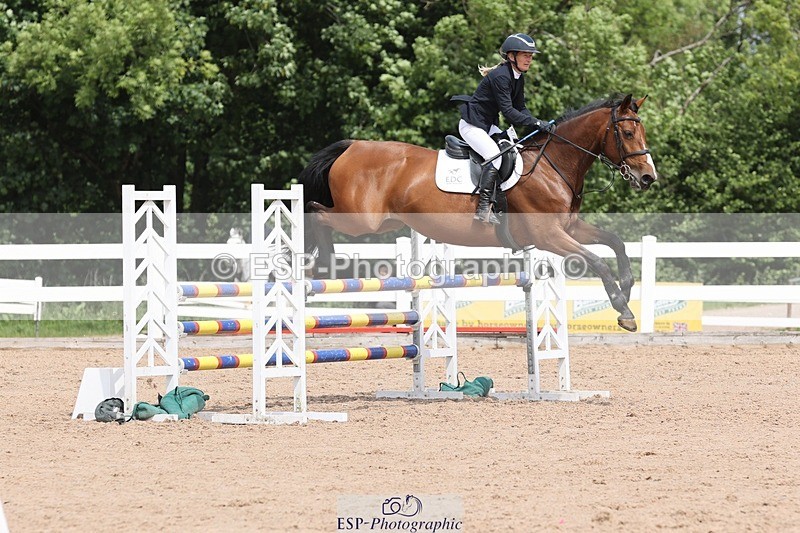 250523-121543-01236 - Cls 09 A&B  Snr Disc & 1.00m Open