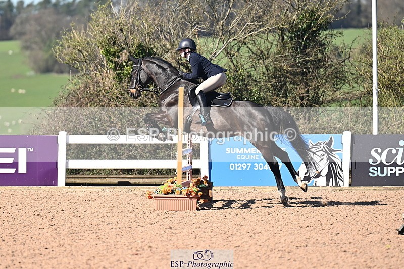 260318B-103119-00107 - Clear Round & Brit Nov 90cm