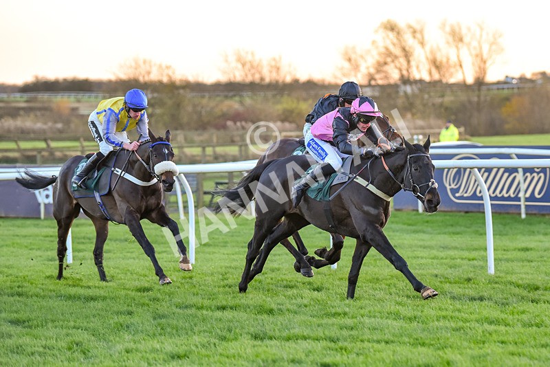 241123-Race 7-Defence Witness-7771 - Race 7