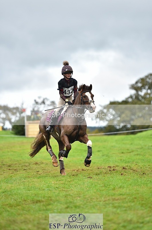 231021-125352-18321 - 432-DALEY-Oona.Gowan-SC+XC