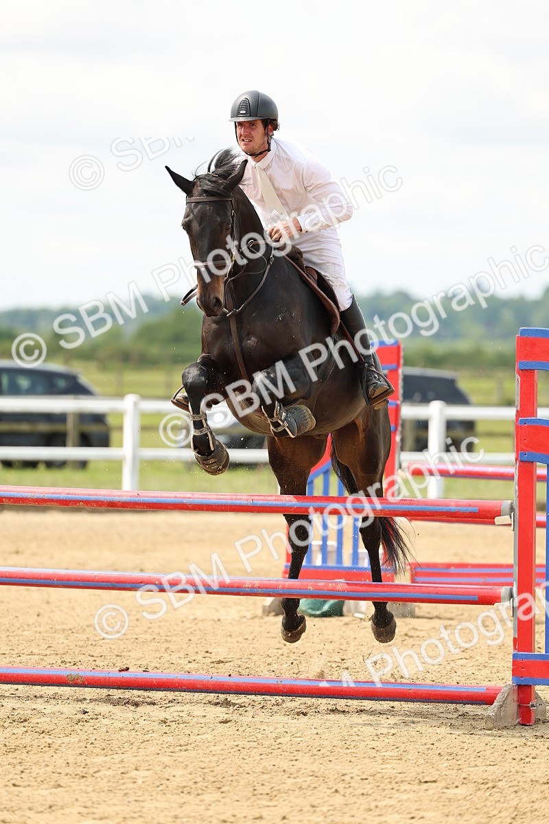 SBM_005164 - Class 17 - Senior Discovery - 1.00m