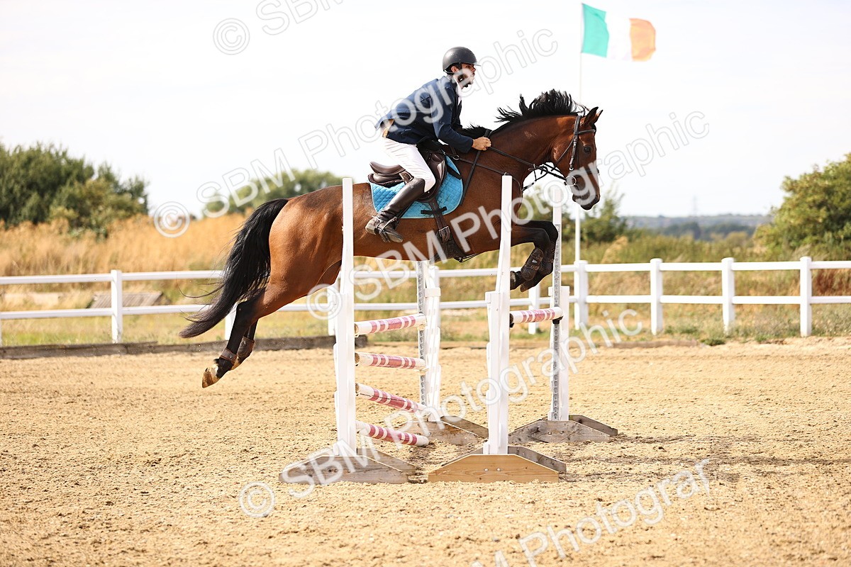 SBM_001608 - Class 6 - Senior Newcomers 1.10m