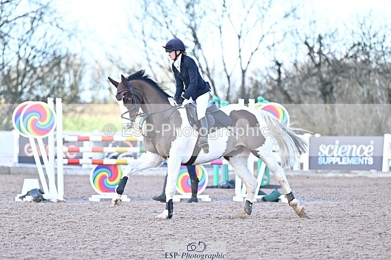 251203-131349-00650 - Cls 4 Newcomers and 1.10m Open