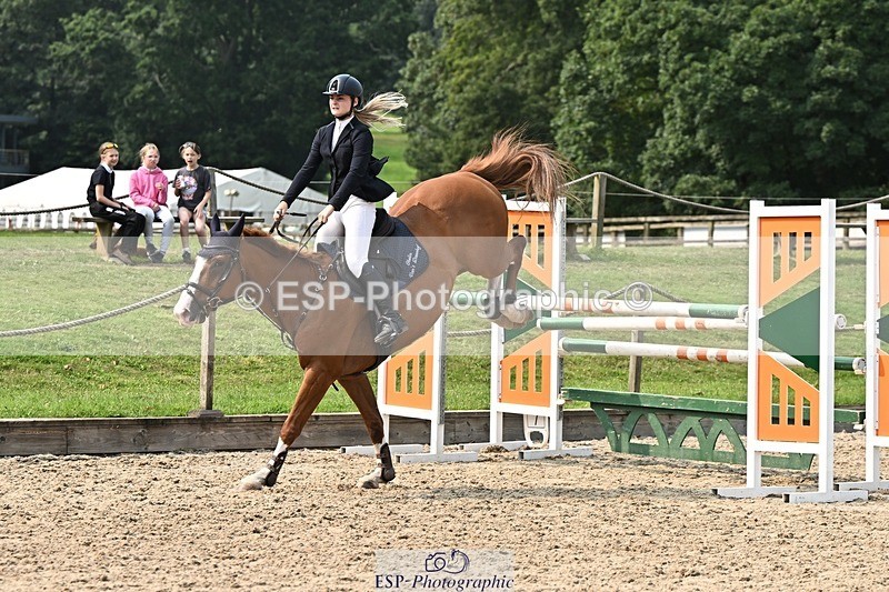 240818-151330-05126 - Cls 12A Snr Foxhunter & 1.20m Open
