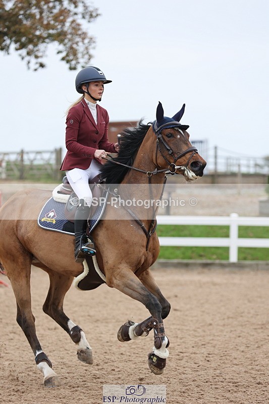 241101A-121414-01685 - FRI Cls 5 Newcomers and 1.10m Open