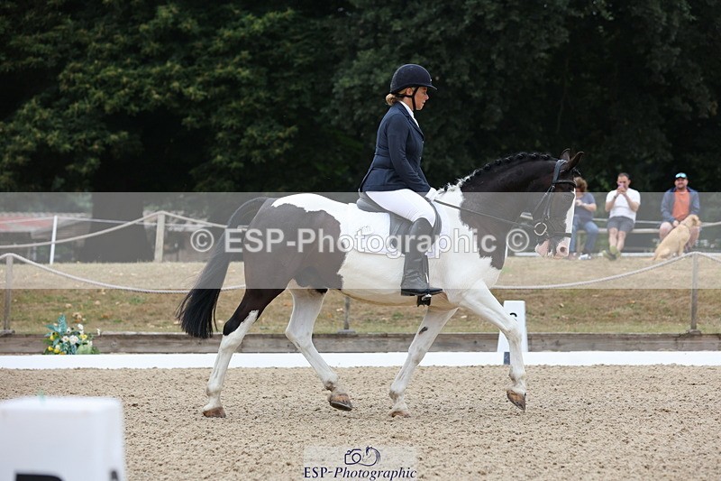 250718A-103222-00604 - 052-Lisa.Batty-George.XIV