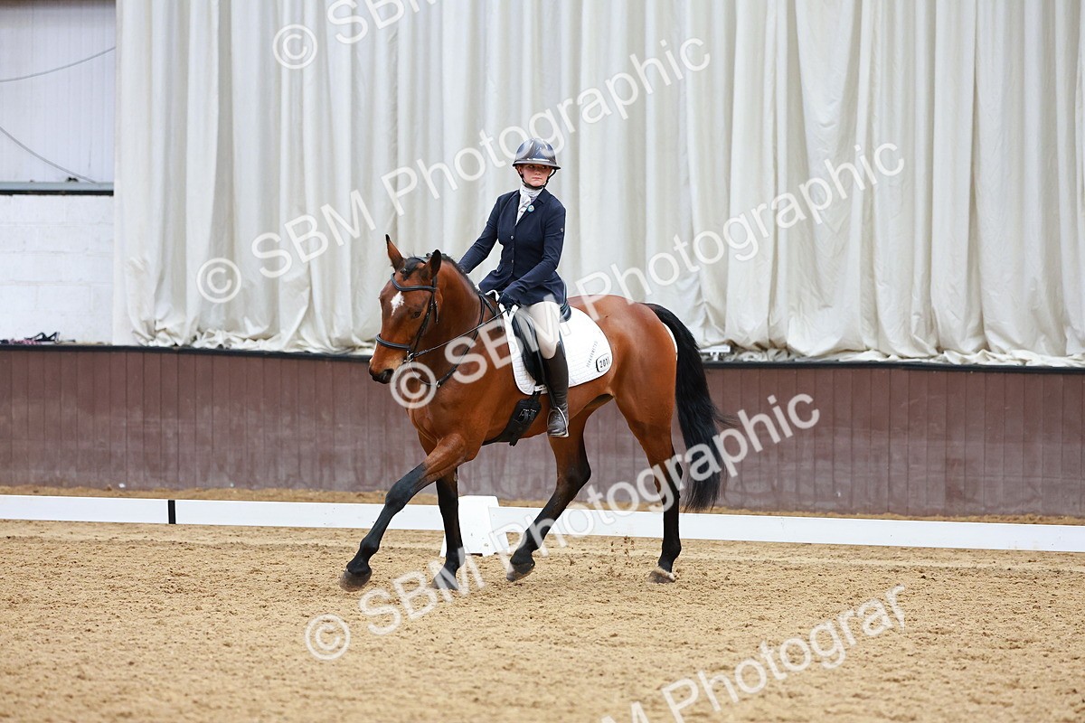 SBM_003268 - Class 11 - Novice 2