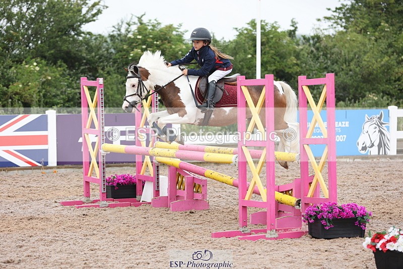 240630A-100725-11734 - Cls 30 British Novice and 80cm Open