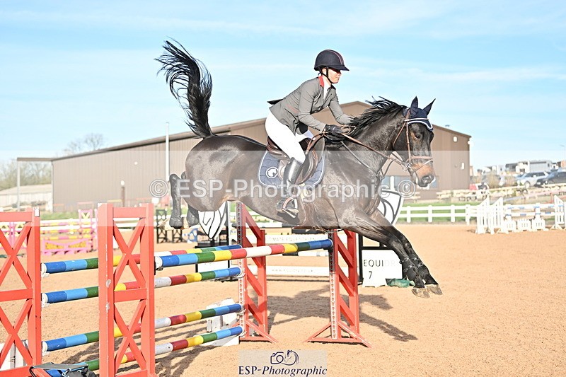 241113A-141717-00842 - Cls 05A&B Snr Fox & 1.20m Open