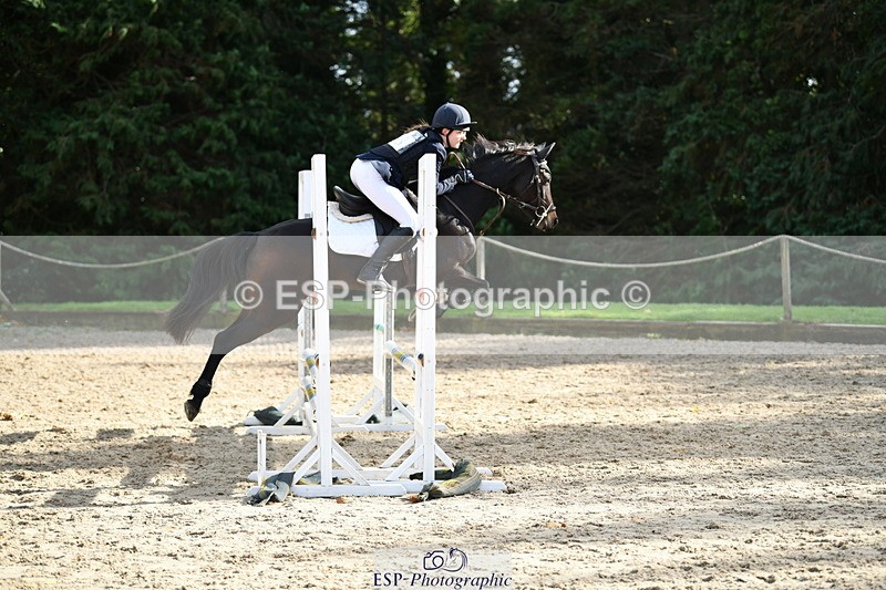 251004A-151903-01781 - Classes 8 & 9 70cm