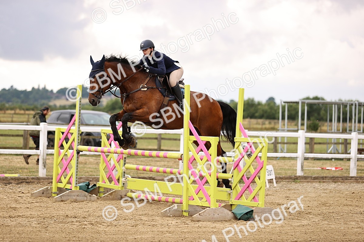 SBM_026342 - Class 12 - Amateur Championship Qualifier 1.05m