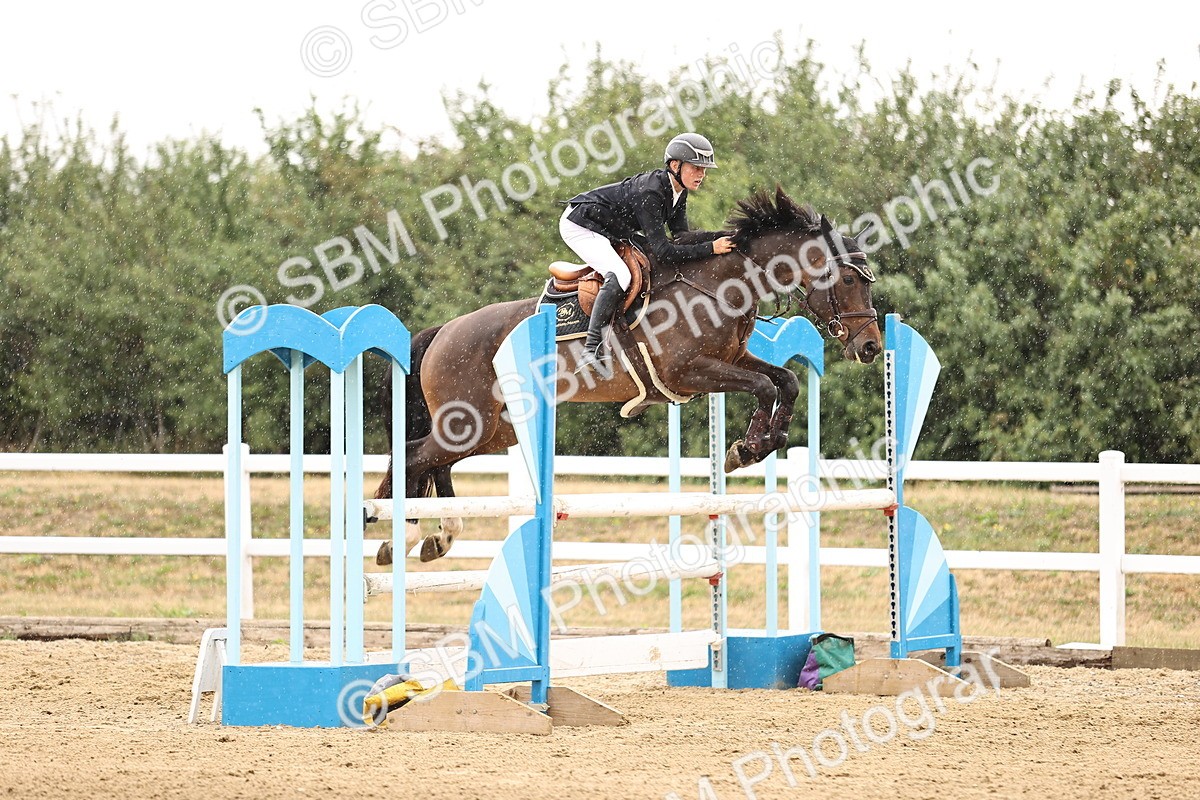 SBM_026542 - Class 12 - Amateur Championship Qualifier 1.05m