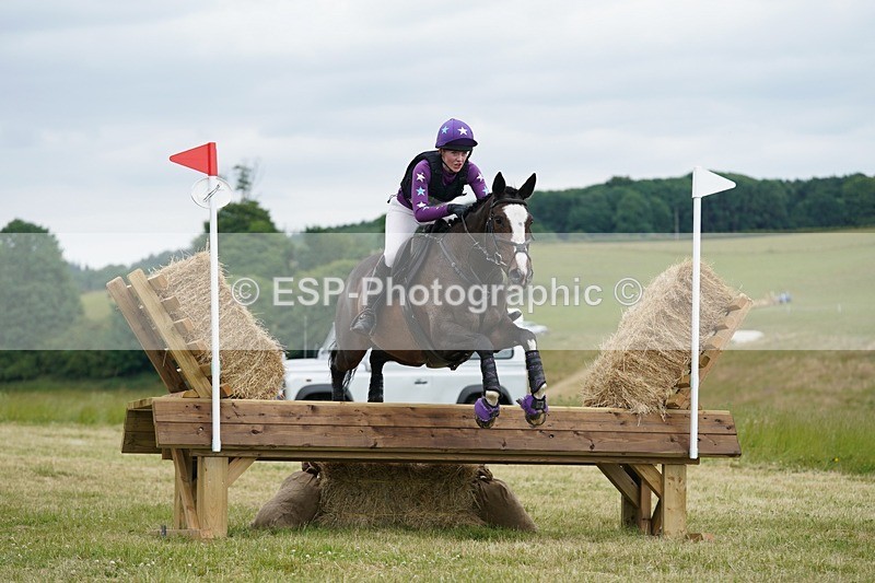 240630X-161616-9999 - 462-Gemma_Wells-COMBE_BREEZE