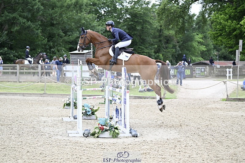 250525A-124429-17455 - B-313-Cosby.Green-ESPRIT.DE.FEU