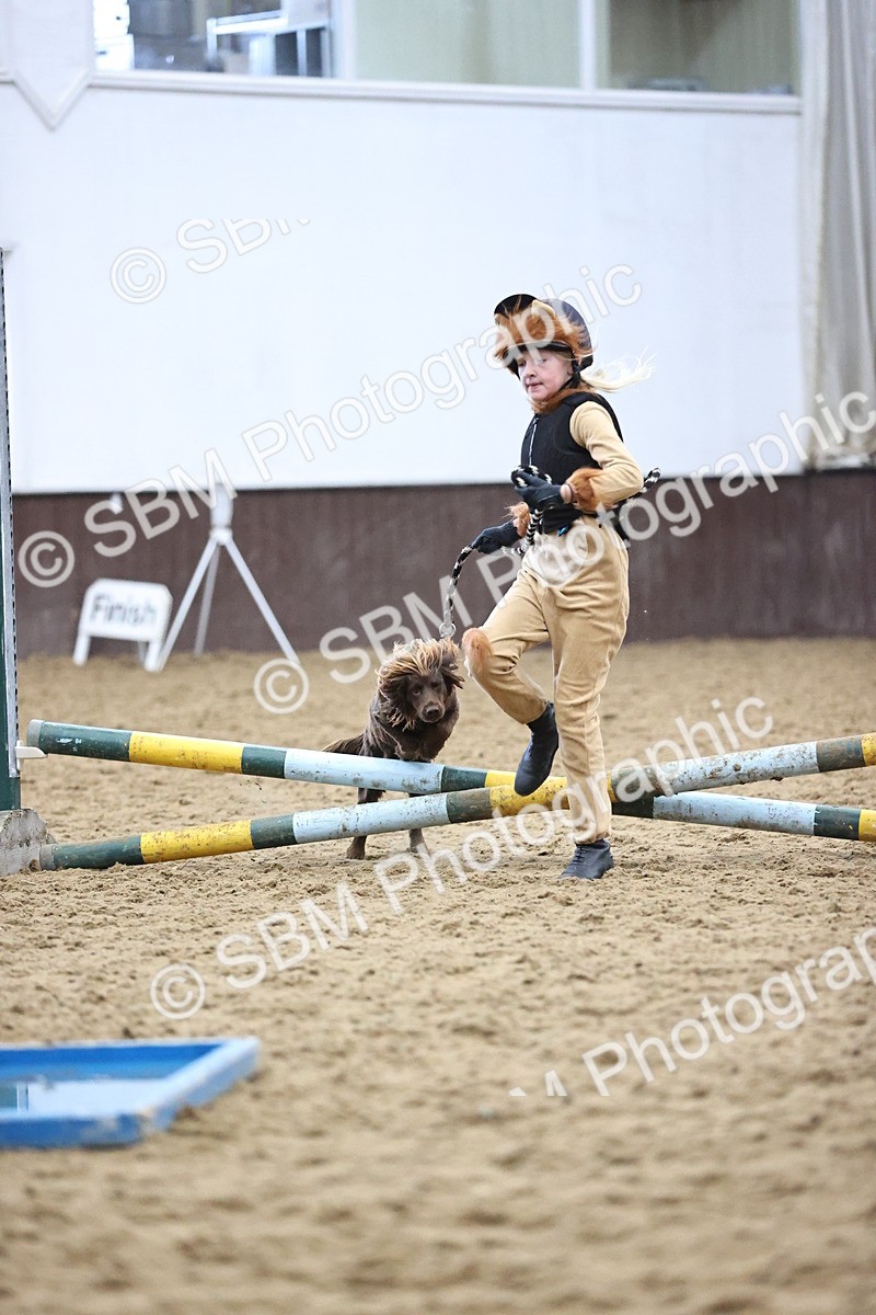 SBM_001271 - Class 3 - Horse & Hound 60cm