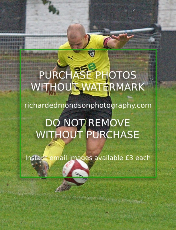 DSC02590 - Kendal Town v Yorkshire Amateurs (9/10/21)