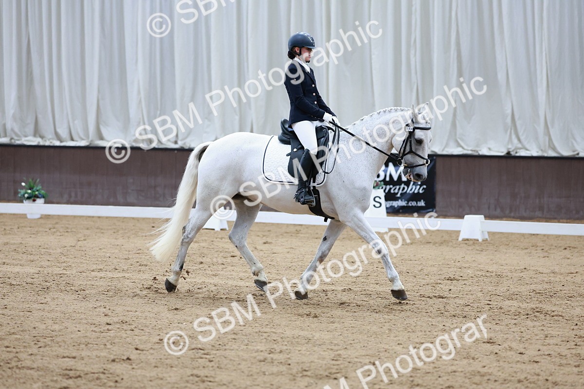 SBM_008422 - Class 6b - Novice 6 - 9.28-10.41