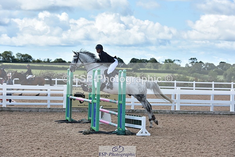 230806A-110138-01296 - Cls 17 Snr Discovery & 1m Open