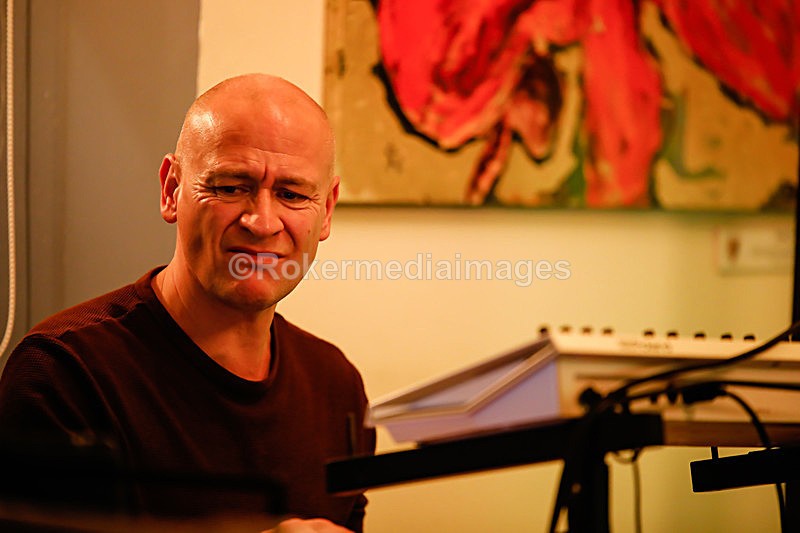 KC_022 - Kim Cypher Band