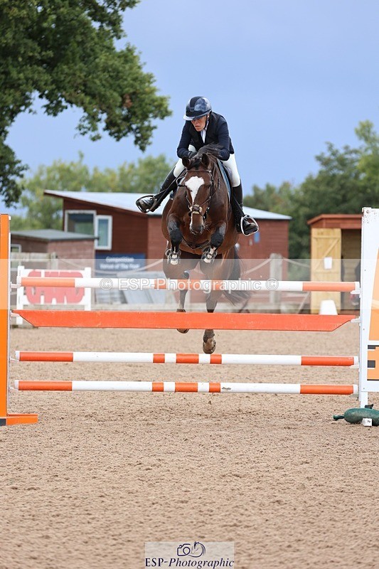 250911-122735-01464 - Cls 3 Snr Foxhunter