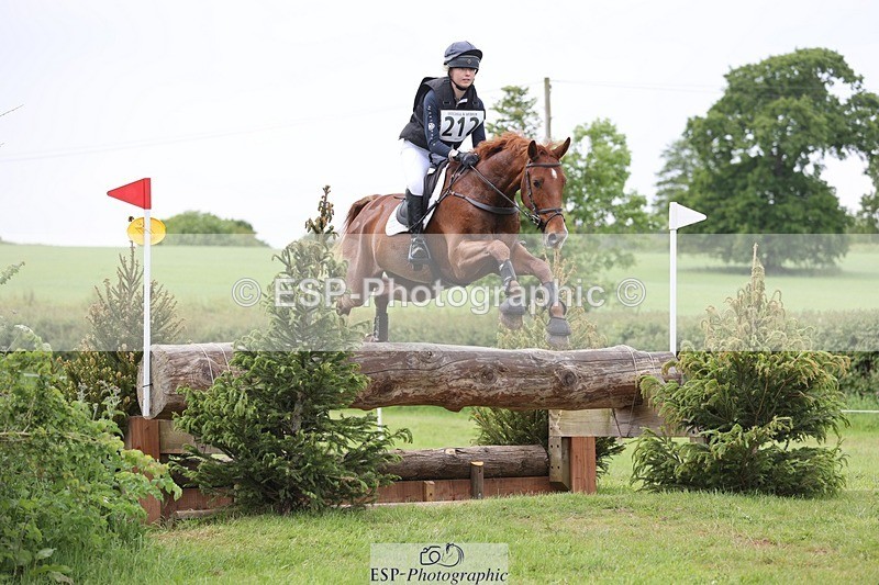 240525-150542-16463 - 212-RIVERSTOWN_ROYAL-Georgie_Frow