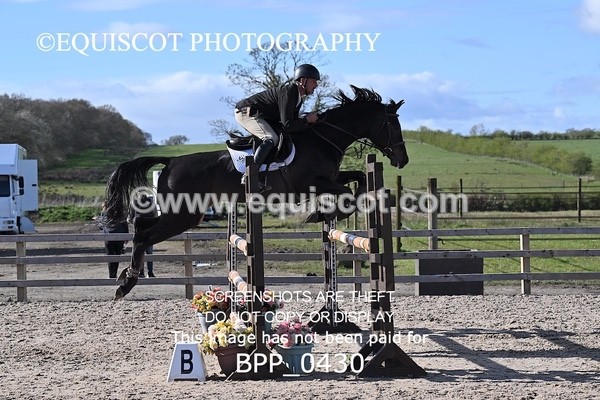 BPP_0430 - CLASS 22 SUN Senior Newcomers/ 1.10m Open