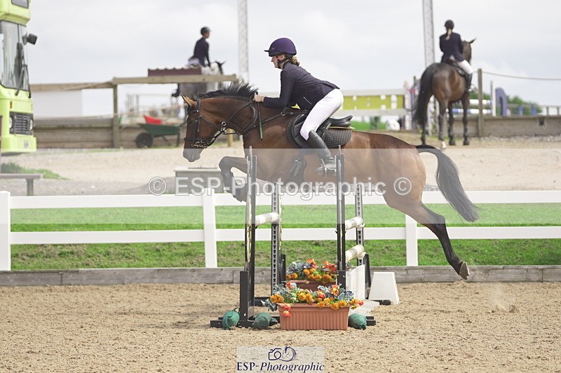 230810A-132024-02388 - Cls 4 1.05m Amateur Quali