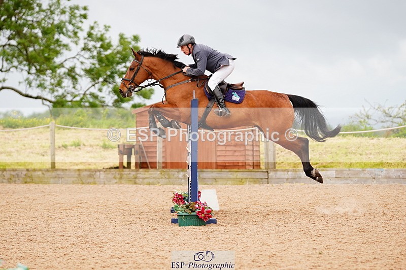 240526A-114924-07903 - Cls 26 Chard Equ 1.05m and 1.10m Grand Prix