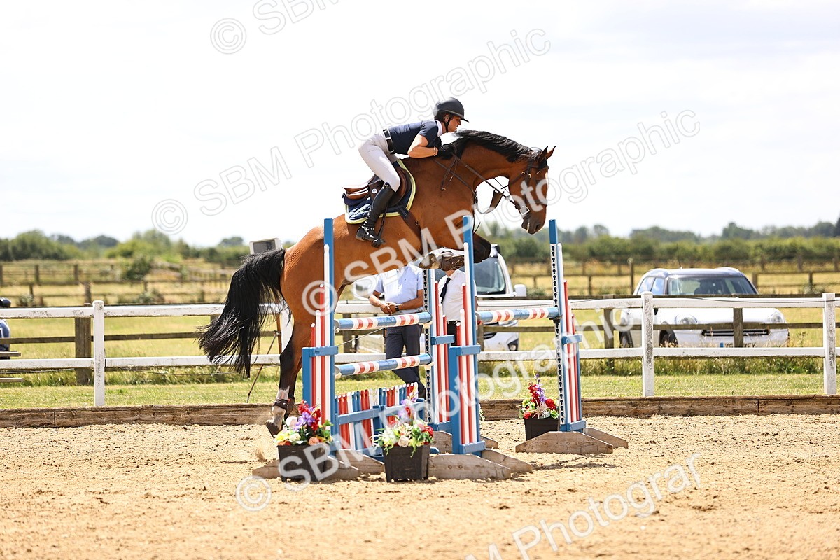 SBM_003824 - Class 22 - Senior Foxhunter 1.20m