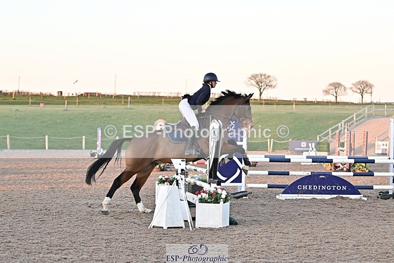 250401-193324-01046 - 100cm Cl;asses