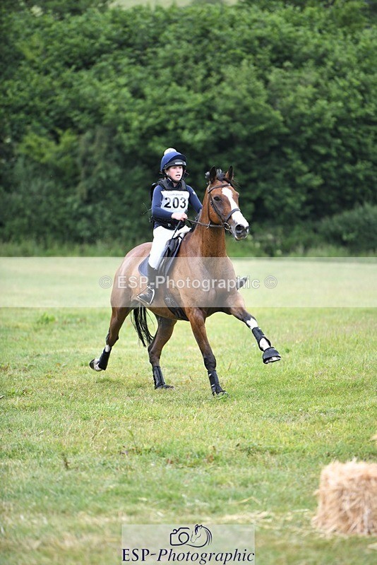 230625-105635-01197 - XC 90cm 9.45 to 11.00