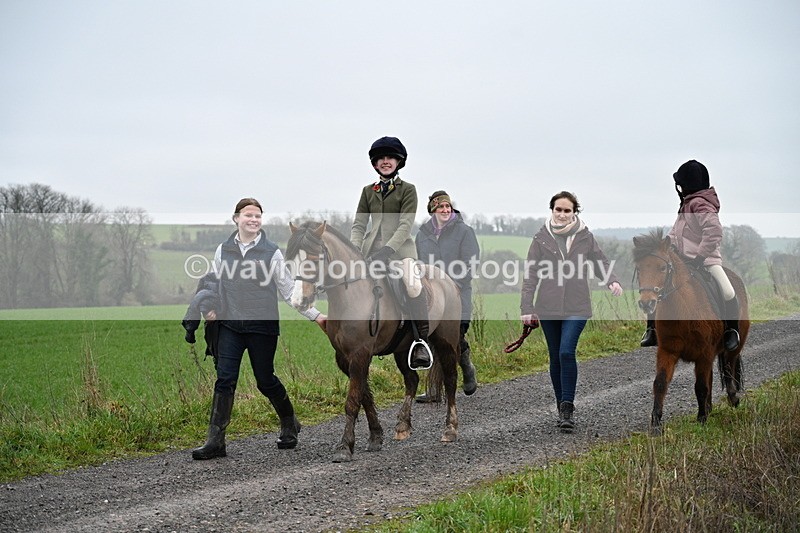 WJ7_9781 - Walk out..