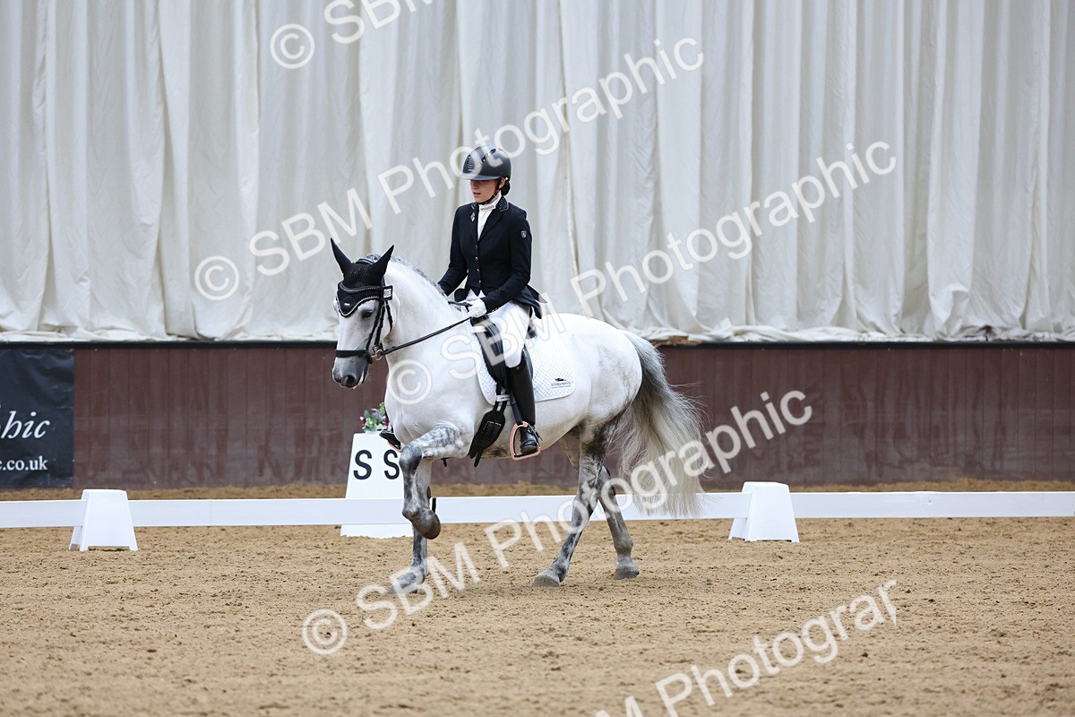 SBM_016517 - Class 16 - Novice FSM - 11.50-12.38