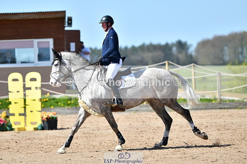 240420A-123644-11025 - Cls 3, 2 Star Small Tour 1.30m