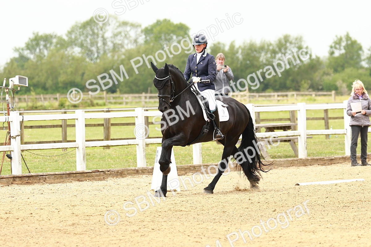 SBM_001007 - Class 6 - Novice 4