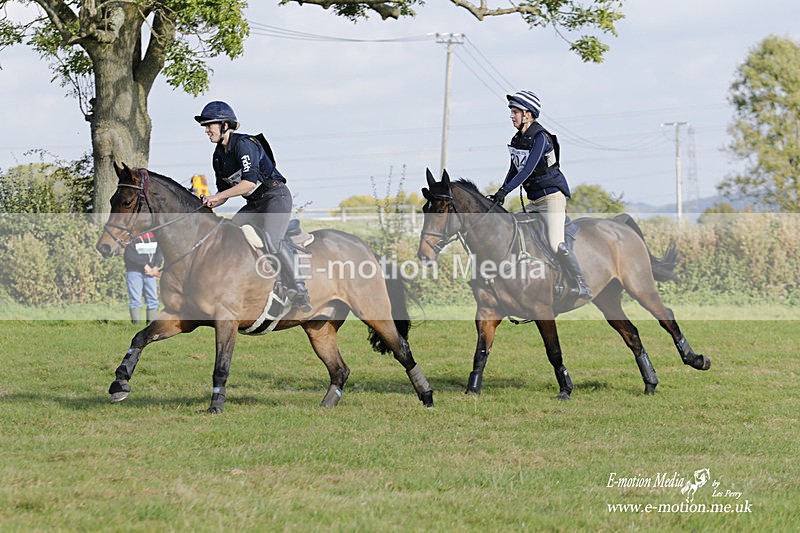  WWHT 171021 3555 - Intermediate Pairs (0.90m)  17/10/21